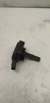 Audi A6 S6 C5 4B Oil level sensor 1J0907660C 6PR00807903