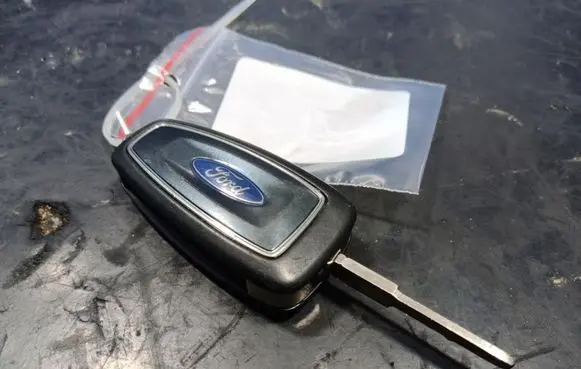Ford S-MAX Ignition key/card 