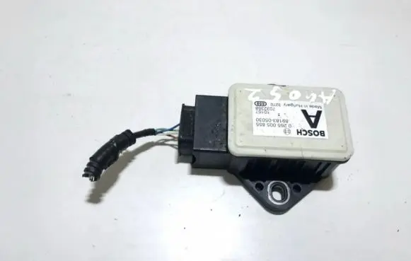 Toyota Avensis T270 ESP acceleration yaw rate sensor 0265005855 89183-05030