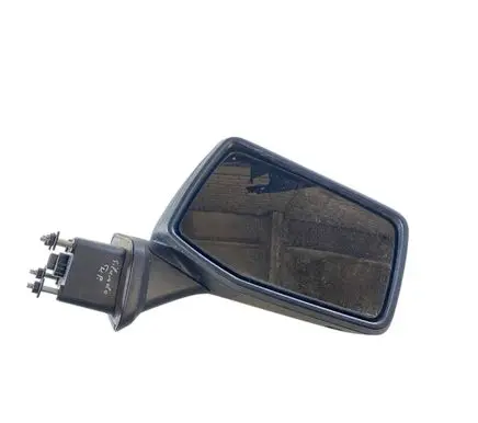 Chevrolet Silverado Front door electric wing mirror 84823126