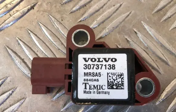 Volvo V50 Airbag deployment crash/impact sensor 8840A6 30737138 MRSA5