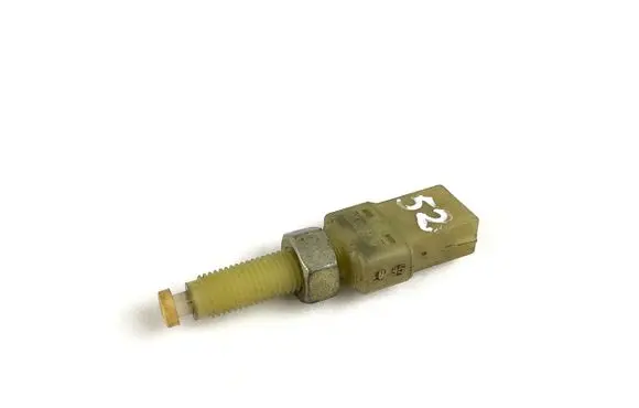 Volkswagen PASSAT B5.5 Brake pedal sensor switch 443945515