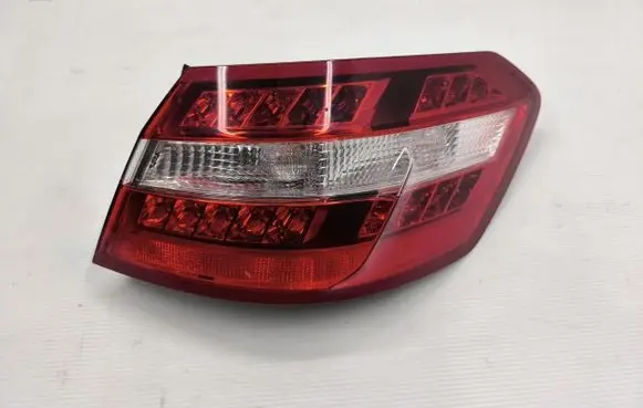 Mercedes-Benz E W212 Rear/tail lights A2129066701