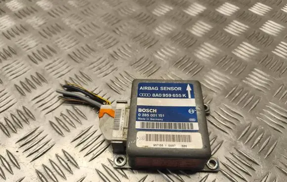 Audi A8 S8 D2 4D Airbag control unit/module 8A0959655K 0285001151 95T13510037