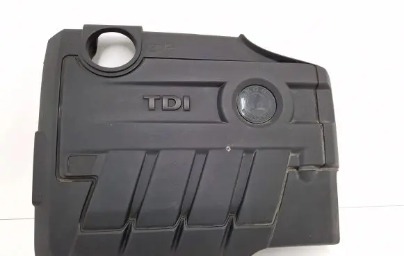 Skoda Superb B6 (3T) Engine cover (trim) 03L103925AM 03L103925AN