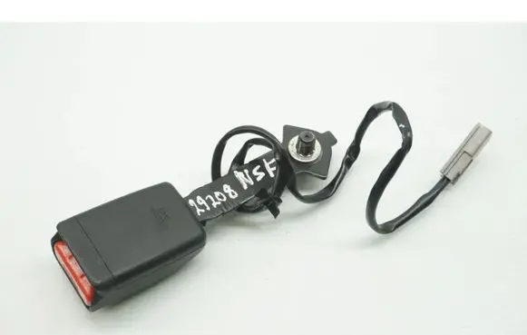 Mazda CX-7 Front seatbelt buckle
