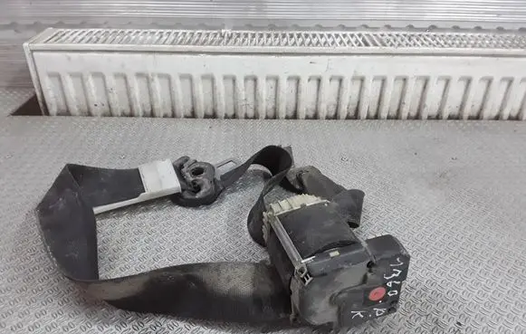 Opel Zafira A Front seatbelt