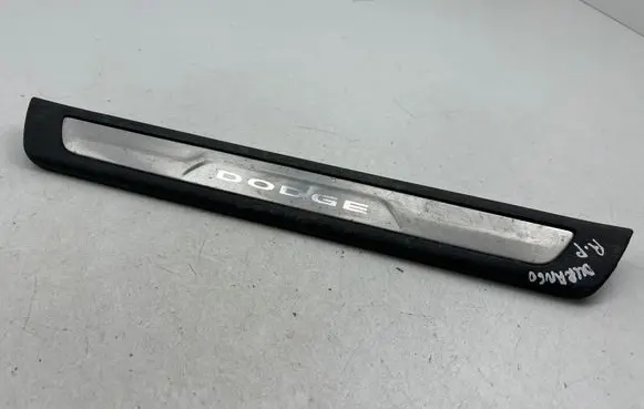 Dodge Durango III Front sill trim cover 1SZ56DX9AA 9S105666999 101037040B