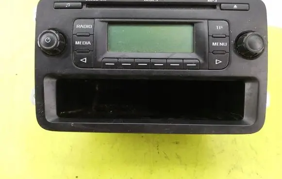 Skoda Fabia Mk2 (5J) Radio/CD/DVD/GPS head unit 5J0035152A