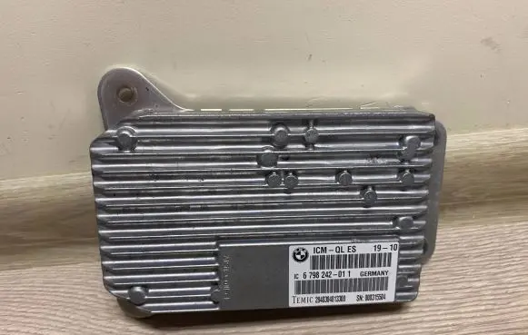 BMW 5 F10 F11 Other control units/modules 6798242 6798242011 6799712