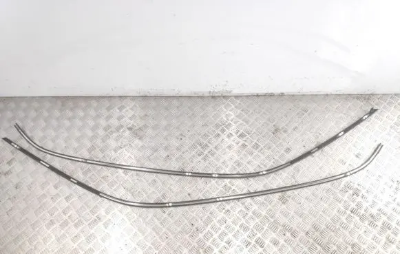 Roof trim bar molding cover