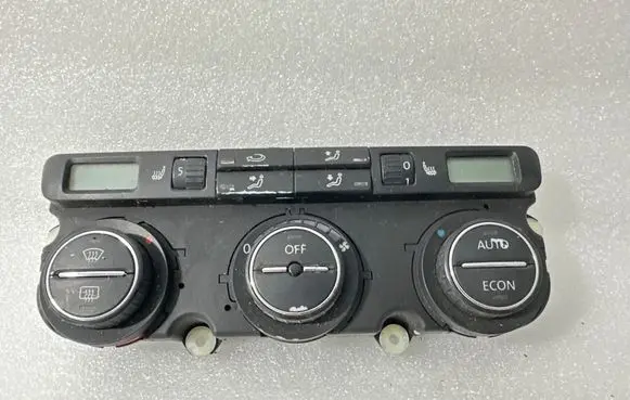 Volkswagen Golf V Climate control unit 