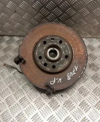 Opel Signum Front wheel hub