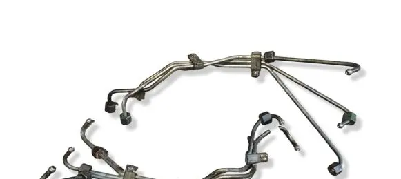 Audi A4 S4 B6 8E 8H Fuel injector supply line/pipe 