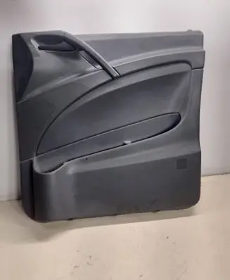 Mercedes-Benz Vito Viano W639 Front door card panel trim A639727 P0081185