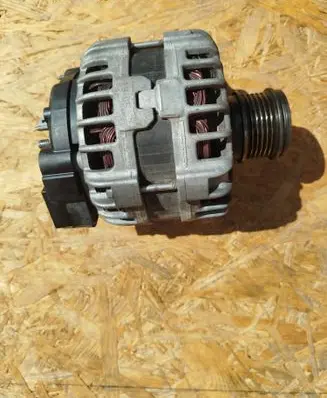 Volkswagen Caddy Generator/alternator 04L903024T