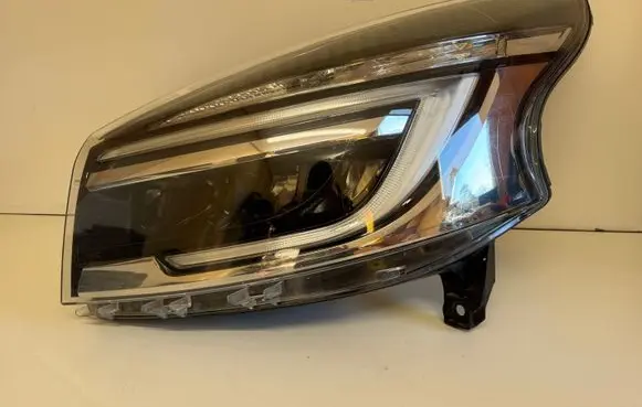 Renault Trafic III (X82) Headlight/headlamp 260608582R 1EE01403101 0140310103138045