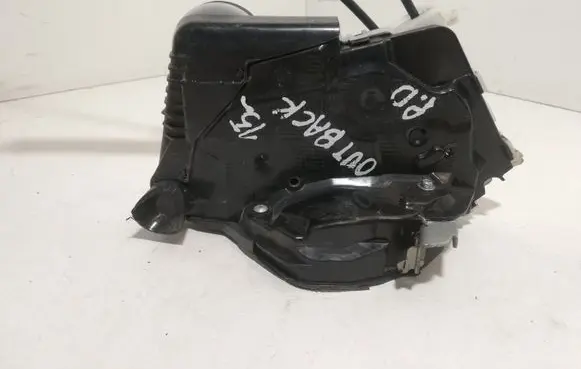 Subaru Outback (BS) Front door lock T8311170