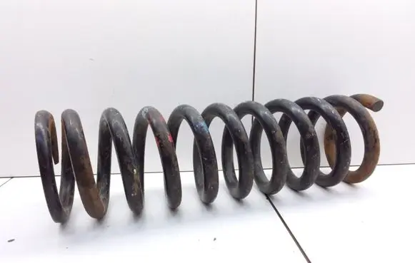 Mercedes-Benz C W202 Rear coil spring