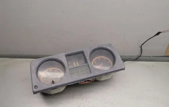 Mitsubishi Pajero Speedometer (instrument cluster) 769604975