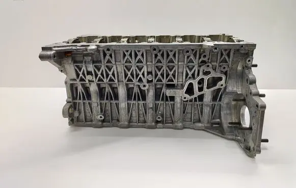 BMW 5 E60 E61 Engine block 7792822 306D3 M57