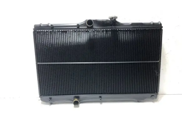 Toyota Corolla E90 Coolant radiator 1640011200 1640016150 1640015371