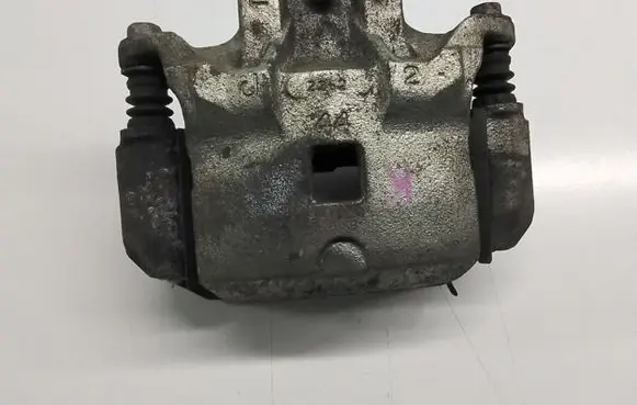 Nissan Juke I F15 Front brake caliper 41011ET00A