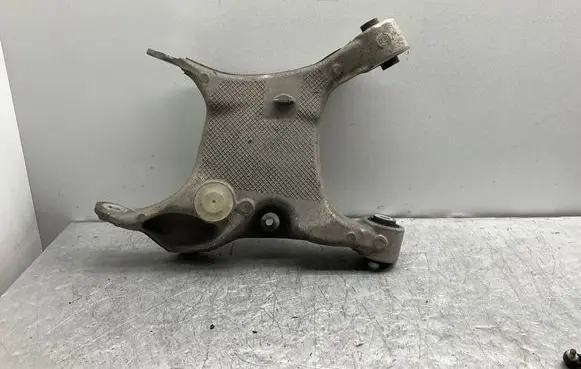 BMW 5 E60 E61 Rear upper control arm/wishbone 6758715