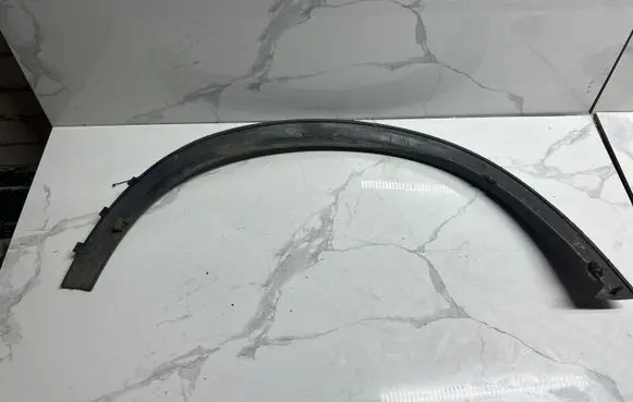 Volvo XC90 Front arch trim 30655182