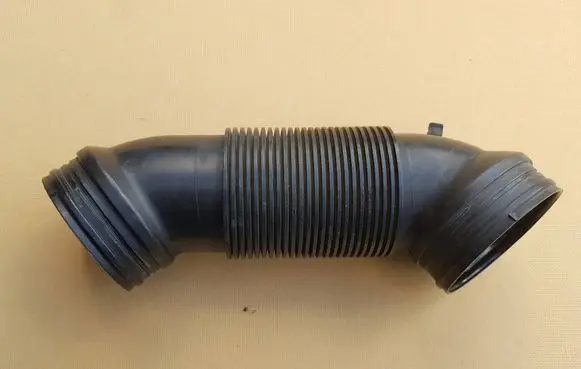 Volkswagen Eos Air intake hose/pipe 1K0129684L