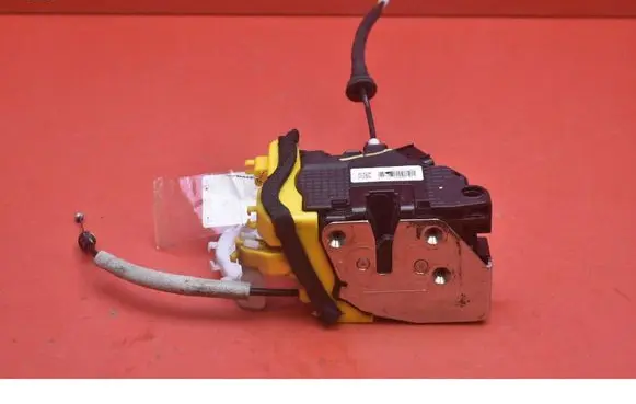 KIA Ceed Front door lock 81310-A2400