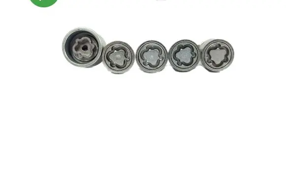 Audi A1 Anti-theft wheel nuts and lock 