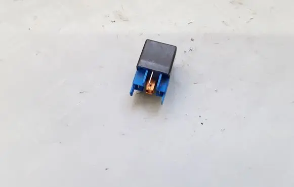 KIA Carens II Other relay NOCODE