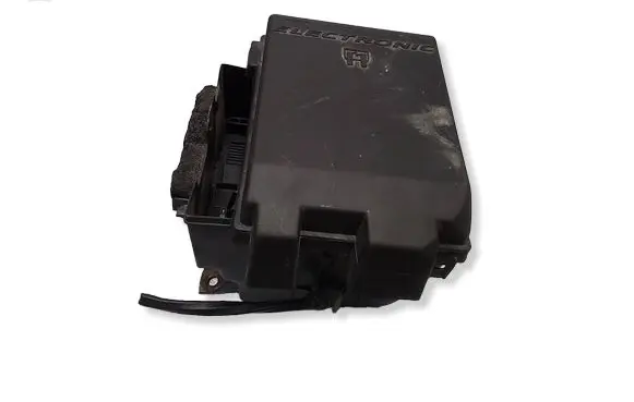 Peugeot Partner Fuse module BSMB2 T118470002
