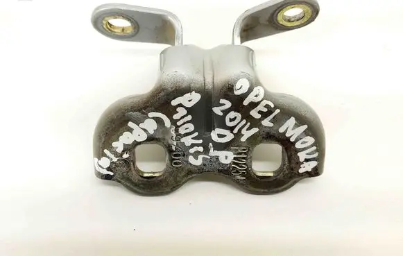 Opel Mokka Front door upper hinge