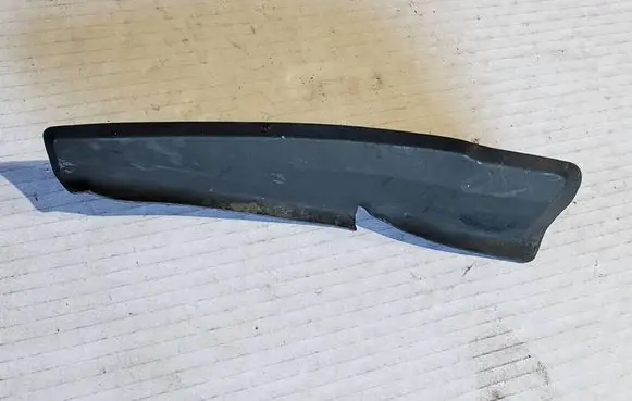 Peugeot 208 I Windshield trim 96748542XT