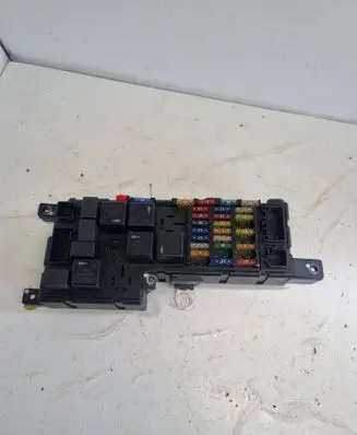 Volvo S60 Fuse module 8678449 030630084252 518828009