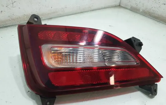 Hyundai Santa Fe Rear bumper light 92406S1000