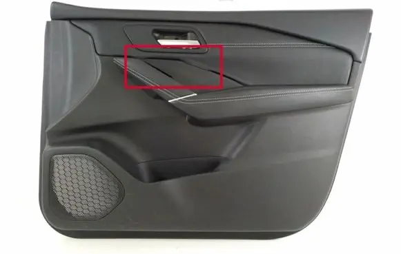 Nissan Qashqai J12 Front door card panel trim 809A06UN0A