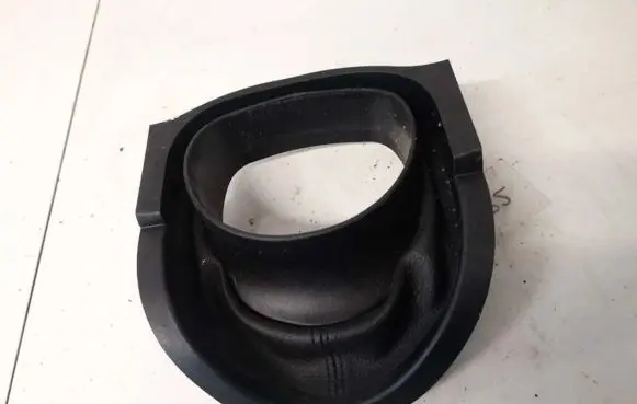 Mercedes-Benz GL X164 Gear shifter surround trim plastic 1644600195 18114726