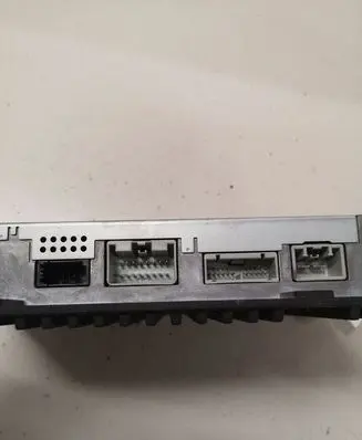 Volvo V50 Sound amplifier 30752374 30752608 021085
