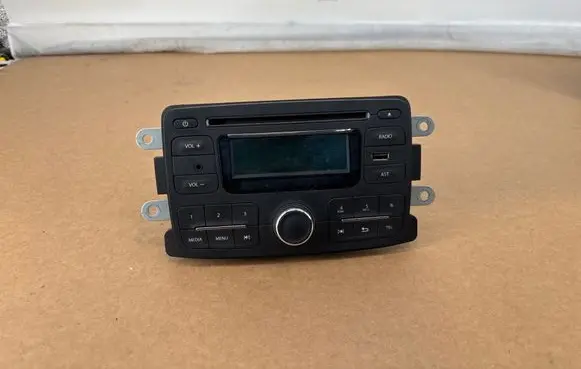 Dacia Duster Radio/CD/DVD/GPS head unit 281155216R 269779