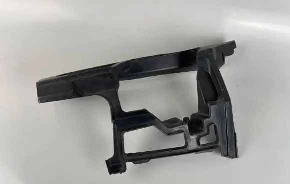 Volkswagen Golf VI Front bumper mounting bracket 5K0807723B