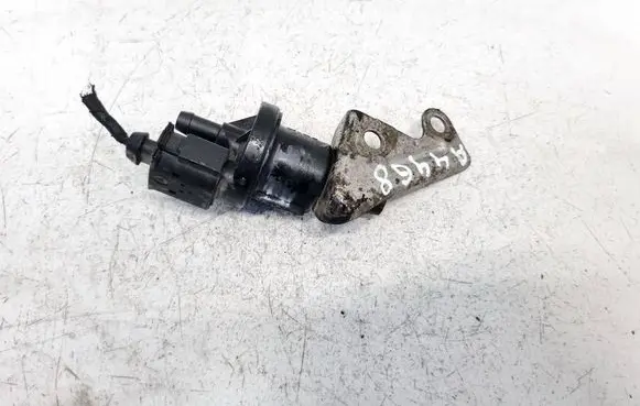 Mercedes-Benz A W168 Valve vacuum 0280142328 A0004764532