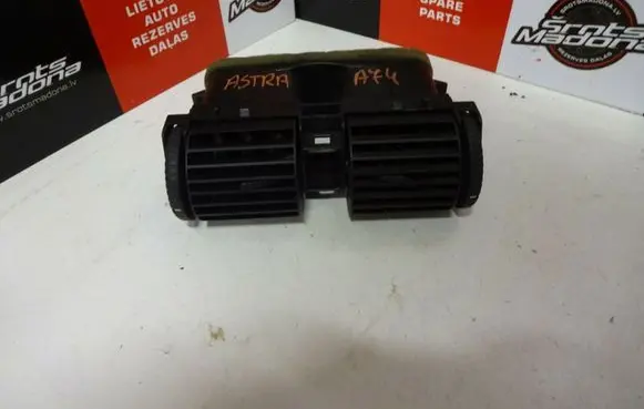 Opel Astra F Dash center air vent grill 90560344