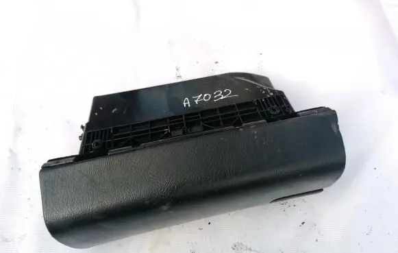 Mercedes-Benz E W210 Glove box A2106890091 104697