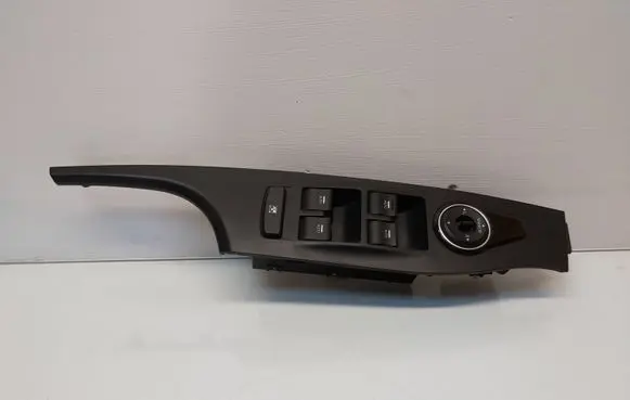 Hyundai i40 Electric window control switch 935703Z300