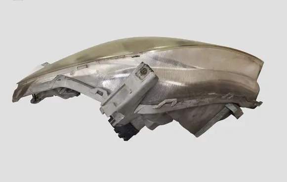 Toyota Corolla Verso E121 Headlight/headlamp 9922679004 UPM60GF20