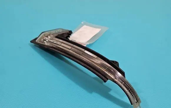 Audi A5 8T 8F Front indicator light 8K0949101 IMPRK1436570