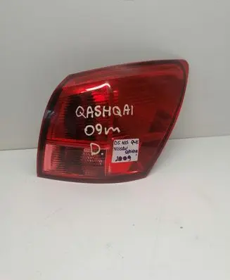 Nissan Qashqai Rear/tail lights 89071062